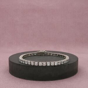 ⚡️reserved⚡️ sterling silver round-cut cz tennis bracelet size 7in